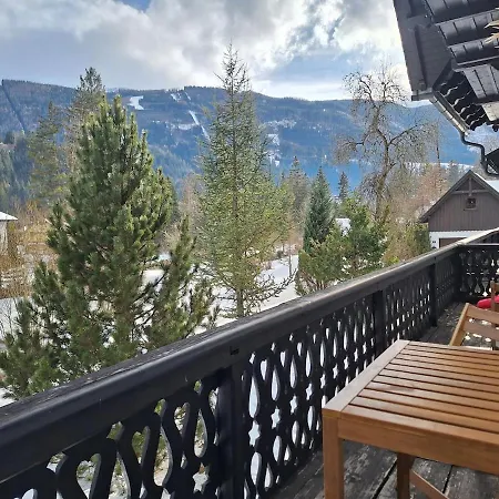 Ausblick Mit Balkon Im Ski- Und Wandergebiet * Hinterstoder