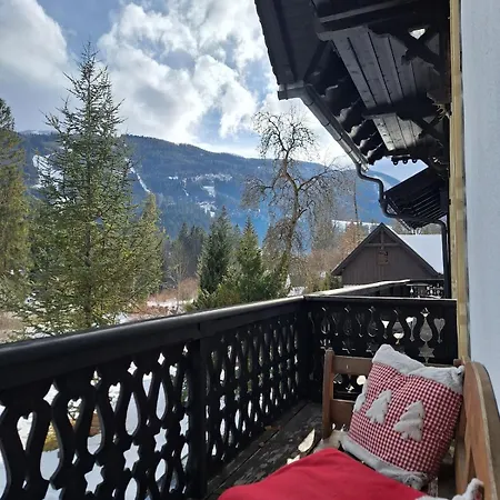 Apartment Ausblick Mit Balkon Im Ski- Und Wandergebiet Hinterstoder